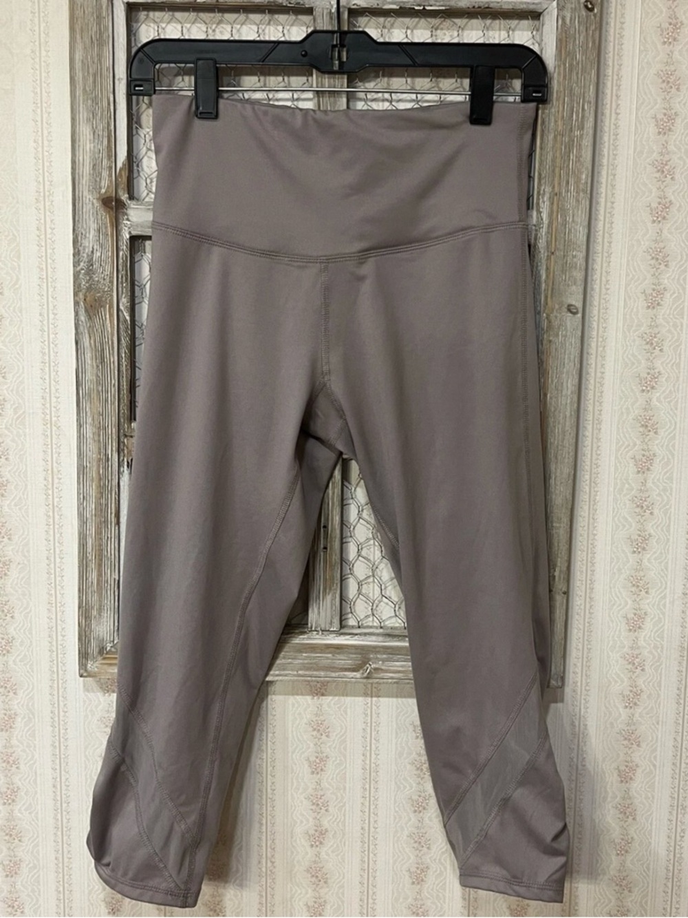 Women’s Active Capri Leggings